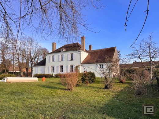 Luxury home in Chalon-sur-Saône, Saône-et-Loire