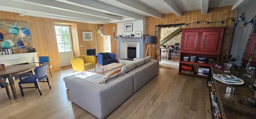 Luxury home in Ars-en-Ré, Charente-Maritime