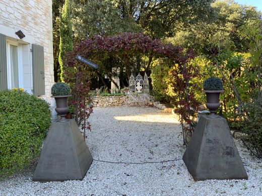 Casa di lusso a Uzès, Gard