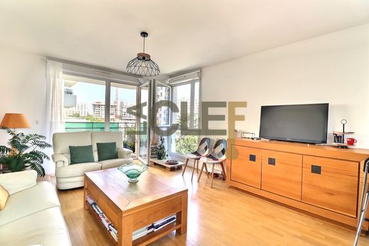 Apartment in Bagneux, Hauts-de-Seine