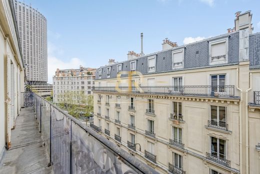 Apartment in Monceau, Courcelles, Ternes, Paris