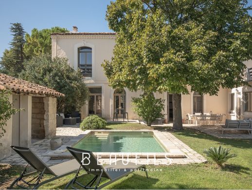 Casa de luxo - Saint-Laurent-d'Aigouze, Gard