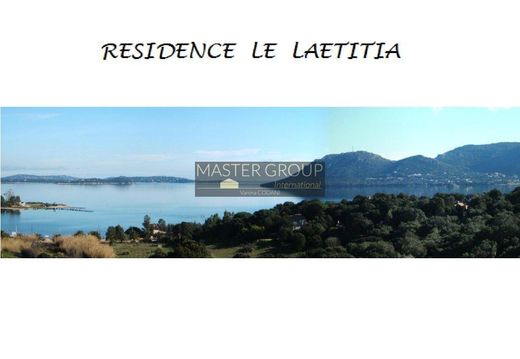 Piso / Apartamento en Porto-Vecchio, Córcega del Sur