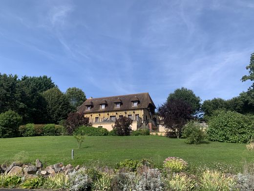 Maison de luxe à Cambremer, Calvados