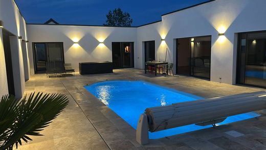 منزل ﻓﻲ Dreux, Eure-et-Loir
