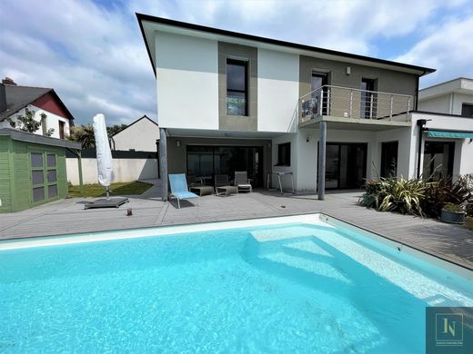 Sautron, Loire-Atlantiqueの高級住宅