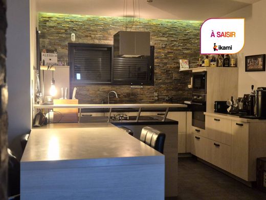 Πολυτελή κατοικία σε Estrablin, Isère