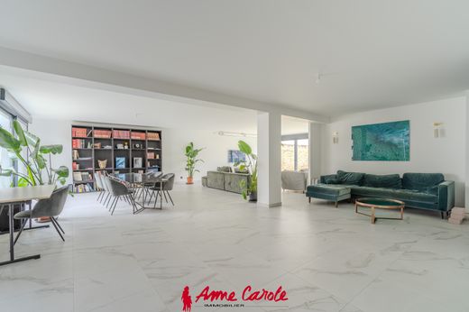 Casa di lusso a Joinville-le-Pont, Val-de-Marne