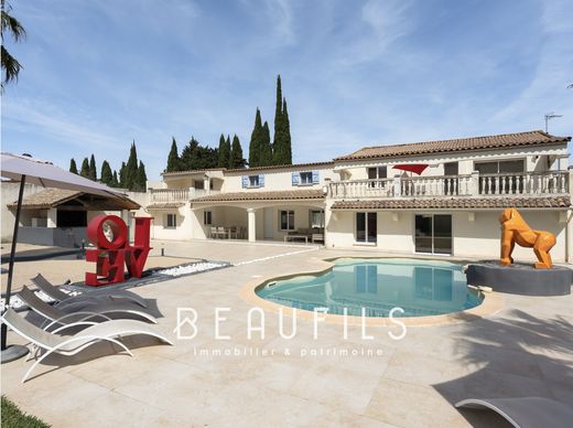 Villa in Saint-Gilles, Gard