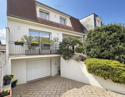 Maison de luxe à Ormesson-sur-Marne, Val-de-Marne