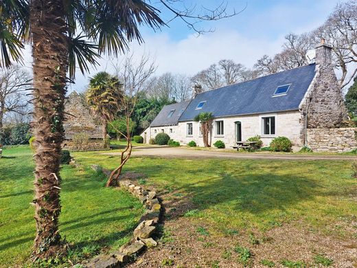Luxury home in Plomelin, Finistère