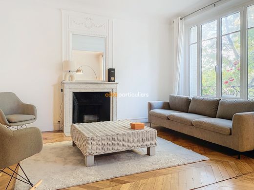 Apartment in La Muette, Auteuil, Porte Dauphine, Paris