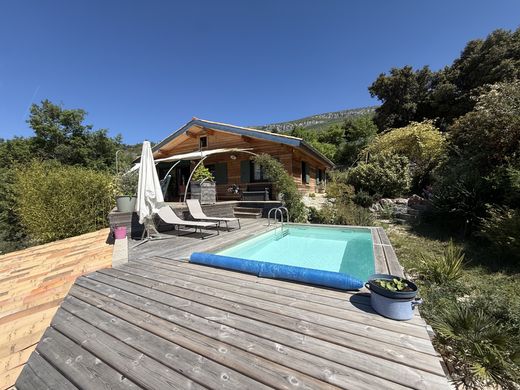 Maison de luxe à Plaisians, Drôme