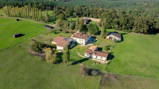 Элитный дом, Chalais, Charente