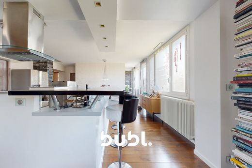 Piso / Apartamento en Rueil-Malmaison, Altos de Sena