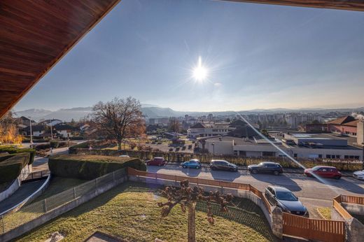 Apartment in Annecy, Haute-Savoie