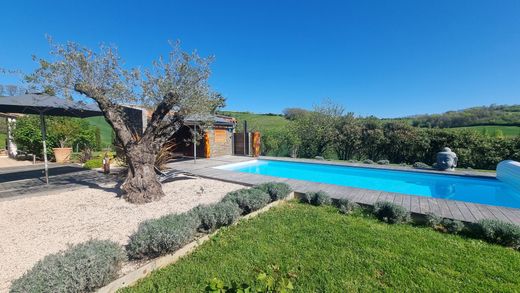Элитный дом, L'Isle-en-Dodon, Upper Garonne