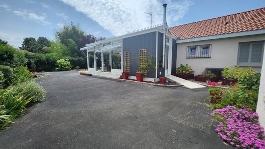 Luxury home in Liez, Vendée