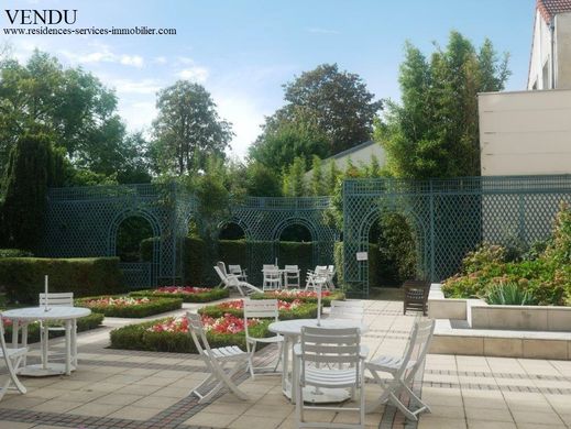 Apartment in Rueil-Malmaison, Hauts-de-Seine