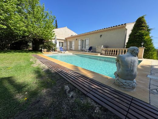 Luxury home in Laudun-l'Ardoise, Gard