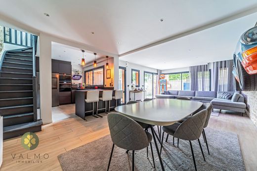 Элитный дом, Chavenay, Yvelines