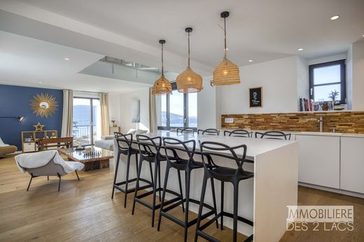 Piso / Apartamento en Veyrier-du-Lac, Alta Saboya