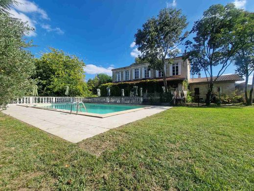 Casa di lusso a Villenave-d'Ornon, Gironda