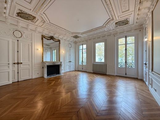 Apartament w Tour Eiffel, Invalides – Ecole Militaire, Saint-Thomas d’Aquin, Paris