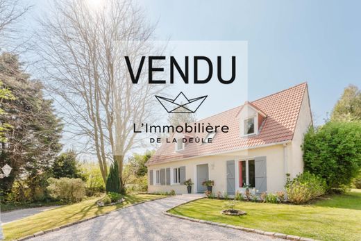 Πολυτελή κατοικία σε Annoeullin, North