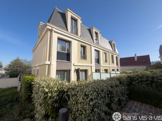 Luxury home in Villejuif, Val-de-Marne