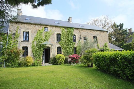 Sainte-Honorine-de-Ducy, Calvadosの高級住宅