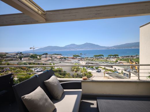 Apartment in Porticcio, South Corsica