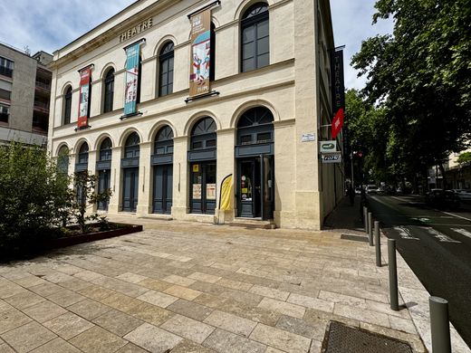 Luxury home in Cahors, Lot