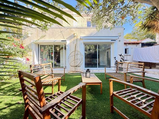 Luxus-Haus in La Seyne-sur-Mer, Var