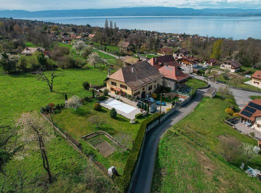 Maxilly-sur-Léman, Haute-Savoieの高級住宅