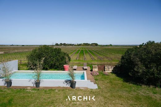 Luxus-Haus in Aigues-Mortes, Gard