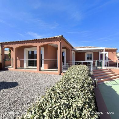 Villa Fabrezan, Aude