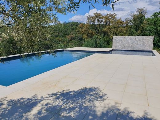 Luxury home in La Londe-les-Maures, Var