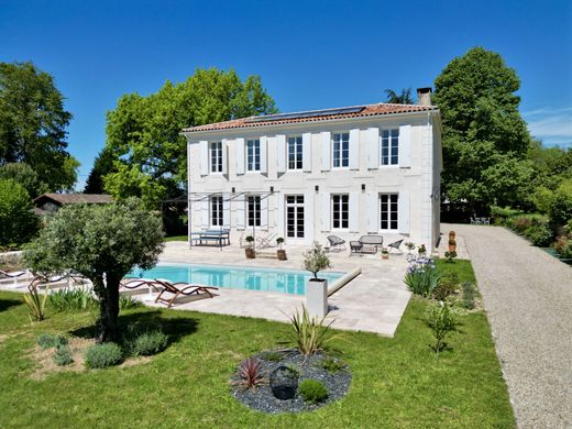 Luxury home in Sauternes, Gironde