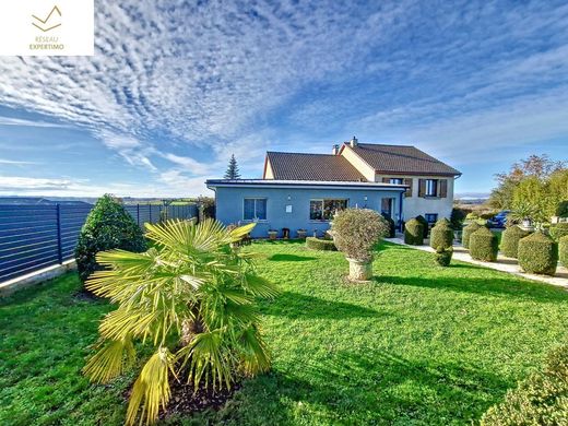 Luxury home in Valzergues, Aveyron