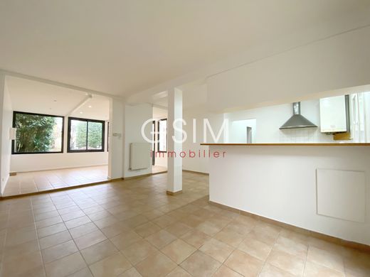 Luxury home in La Celle-Saint-Cloud, Yvelines