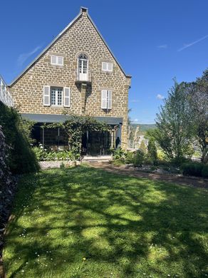 Πολυτελή κατοικία σε Objat, Corrèze