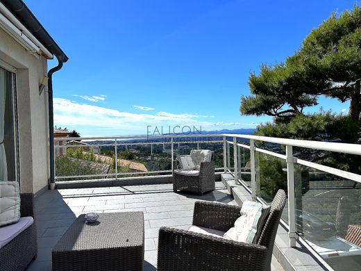 Villa a Aspremont, Alpi Marittime