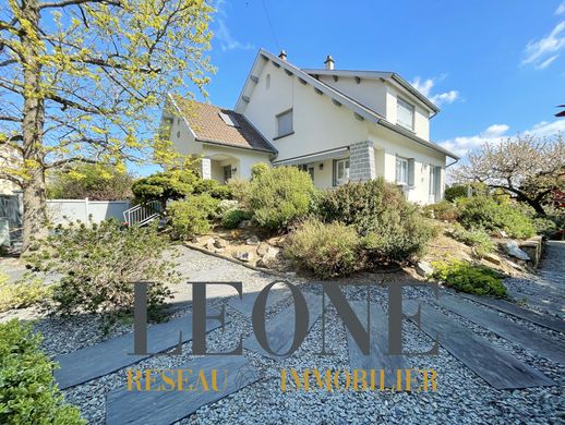 Luxury home in Oullins, Rhône