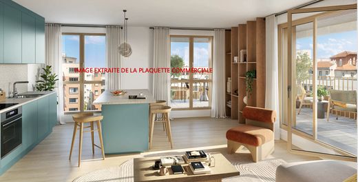 Квартира, Courbevoie, Hauts-de-Seine