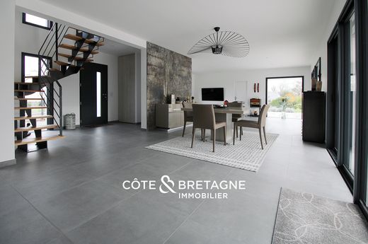 Sarzeau, Morbihanの高級住宅