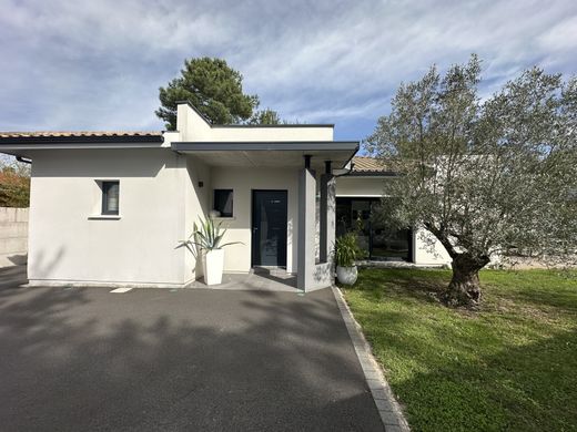 Casa de lujo en Gujan-Mestras, Gironda