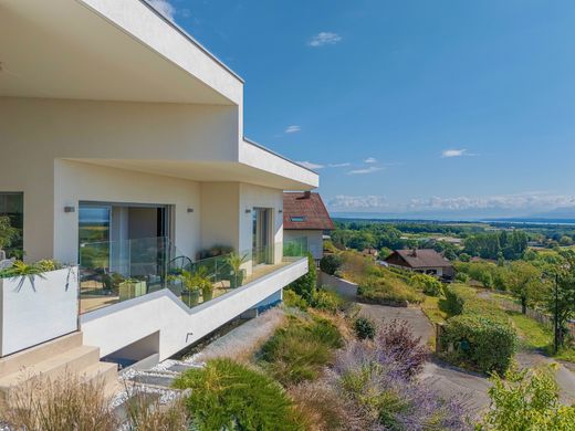 Luxury home in Grilly, Ain