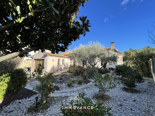 Casa de lujo en Condado de Melguelh, Herault