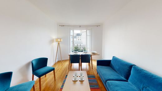 モンマルトル, Parisのアパートメント